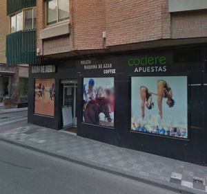 Los locales de apuestas están a la orden del día en todas las ciudades. Los locales de apuestas están a la orden del día en todas las ciudades.