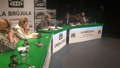 La br&uacute;jula en el Teatro Juan Bravo de Segovia