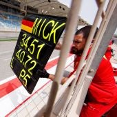 Mick Schumacher, en acción con el Ferrari en Baréin