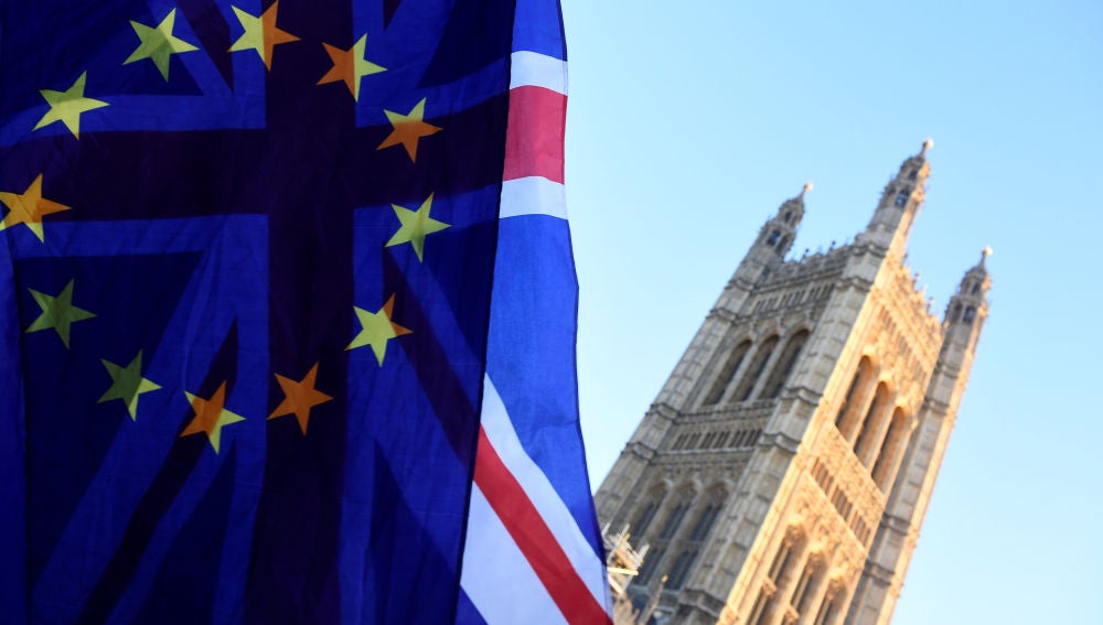 ¿En qué afecta el Brexit a los españoles? ¿En qué afecta el Brexit a los españoles?