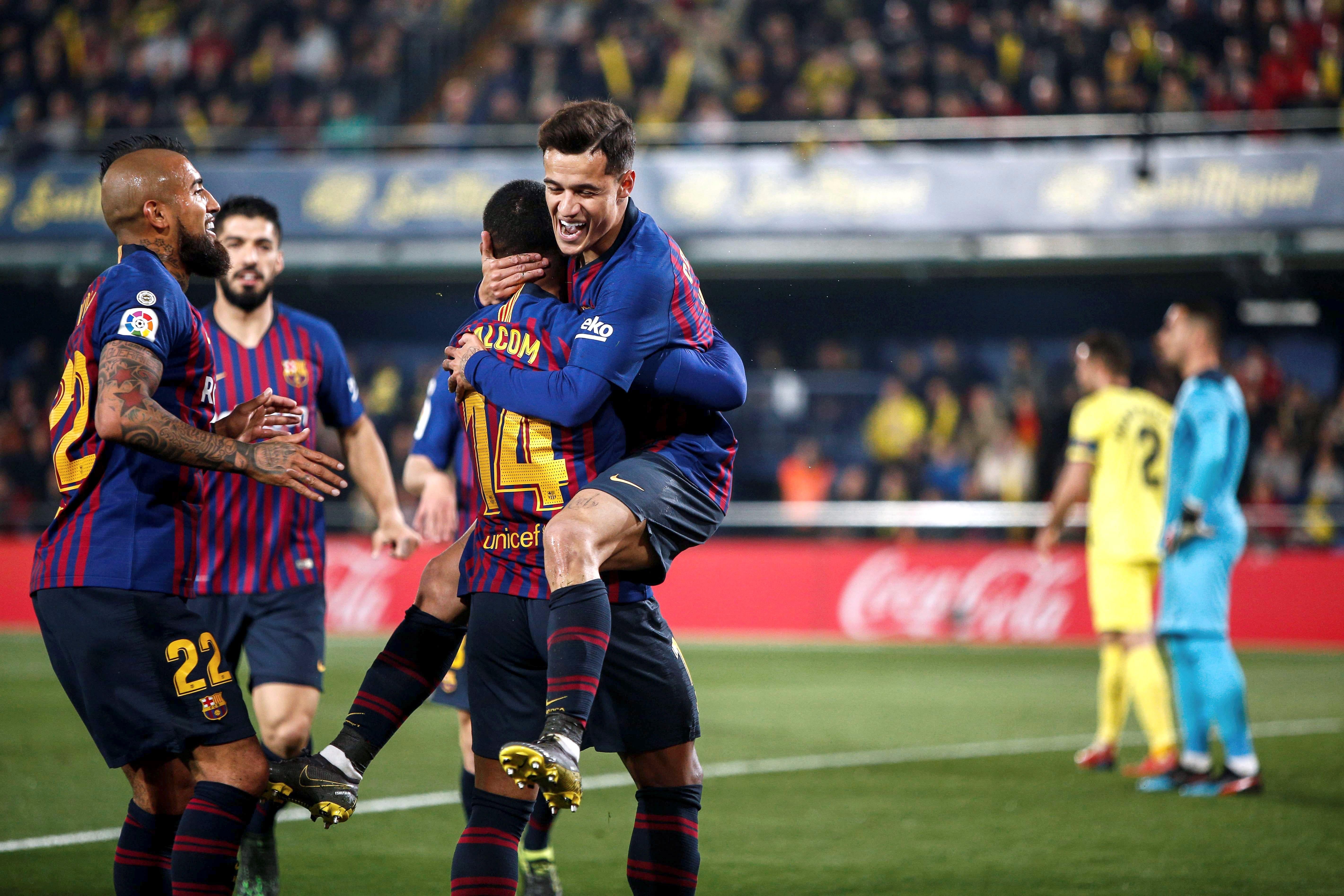 Villarreal 4-2 Barcelona | El Barça cae tras una gran remontada del submarino que aprieta la Liga Villarreal 4-2 Barcelona | El Barça cae tras una gran remontada del submarino que aprieta la Liga