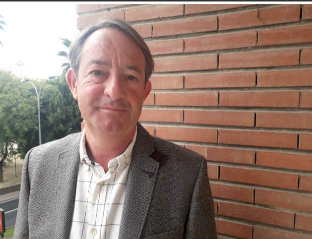 Francisco Turrión: "El regadío ilegal no dejará de aumentar en la cuenca del Segura mientras no se incluya en el código penal el delito contra los recursos hídricos" Francisco Turrión: "El regadío ilegal no dejará de aumentar en la cuenca del Segura mientras no se incluya en el código penal el delito contra los recursos hídricos"