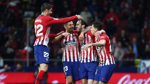 God&iacute;n celebra su gol al Villarreal