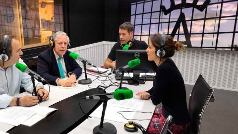 Tertulia en Onda Ruedo, con Rub&eacute;n Am&oacute;n, Juan de Colmenero, Miguel &Aacute;ngel Aguilar, Elena Salamanca