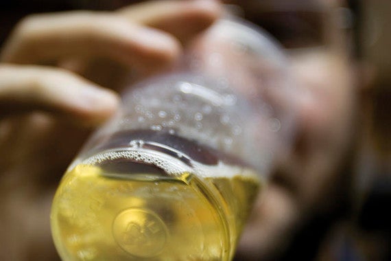 Cáritas ofrece recursos para ayudar a superar la adicción al alcohol Cáritas ofrece recursos para ayudar a superar la adicción al alcohol