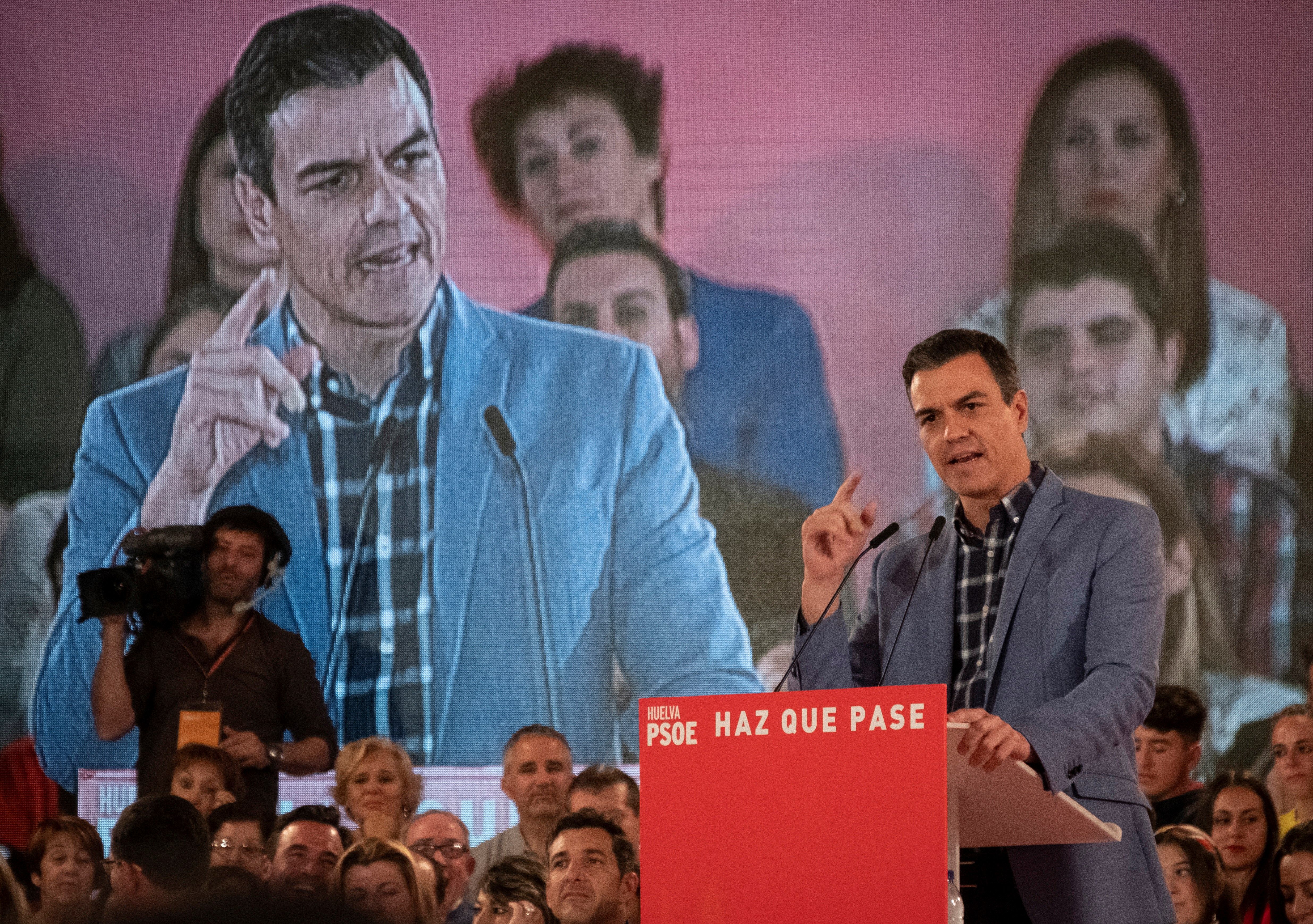 Tertulia: ¿Beneficiará electoralmente al PSOE la aprobación de los 6 decretos leyes? Tertulia: ¿Beneficiará electoralmente al PSOE la aprobación de los 6 decretos leyes?