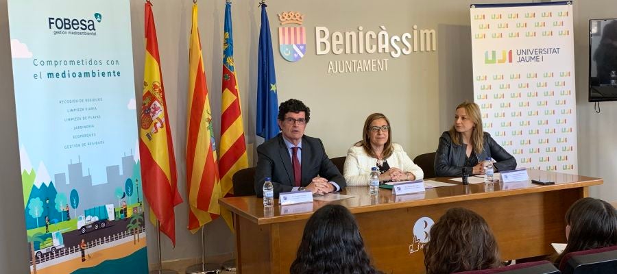 FOBESA y la UJI entregan 25 becas al alumnado residente en Benicàssim FOBESA y la UJI entregan 25 becas al alumnado residente en Benicàssim