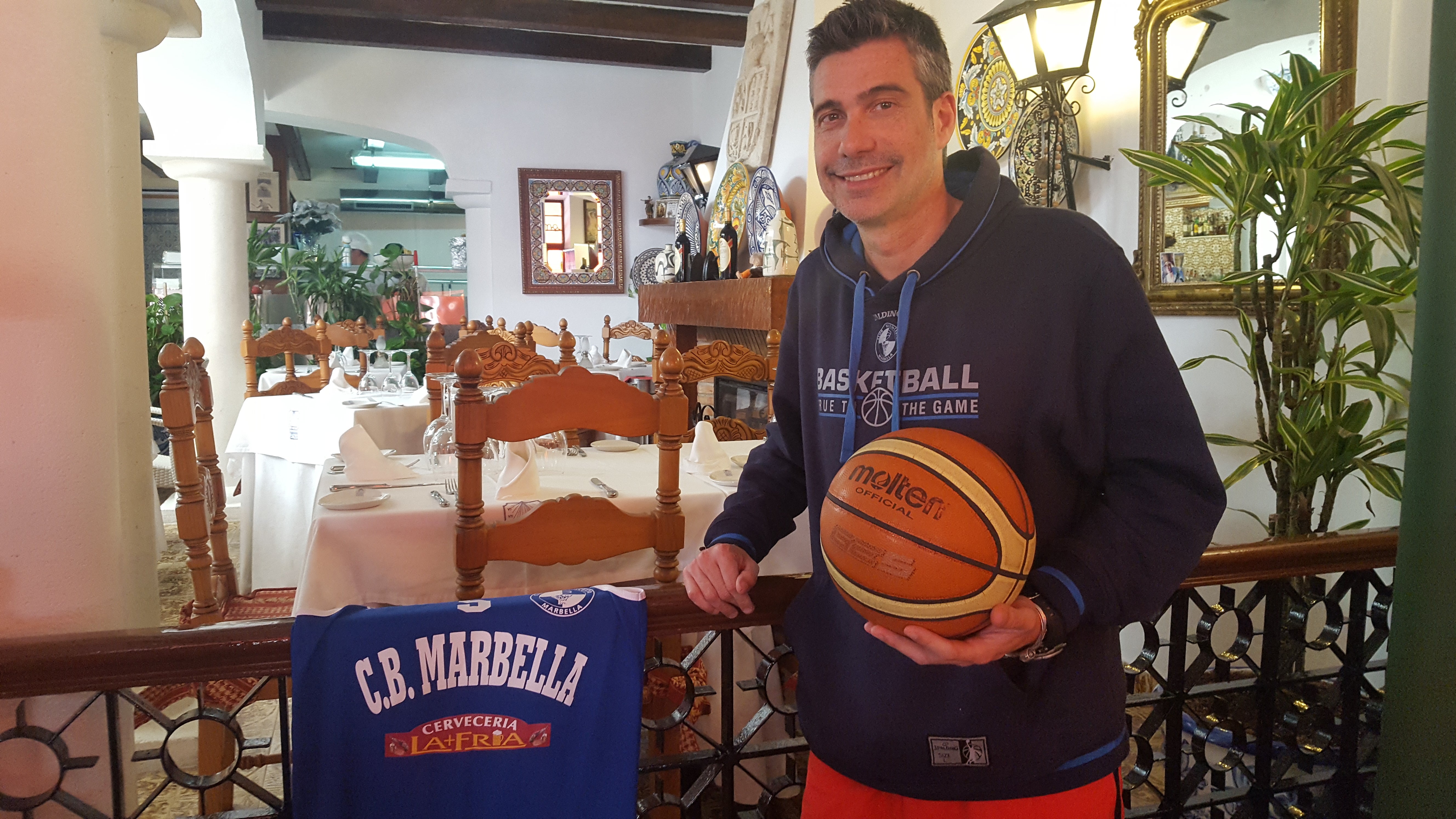 Francis Tomé: "Es un logro muy grande meternos por segundo año seguido en 'final four y hay que resaltar lo que han hecho estos chavales'" Francis Tomé: "Es un logro muy grande meternos por segundo año seguido en 'final four y hay que resaltar lo que han hecho estos chavales'"