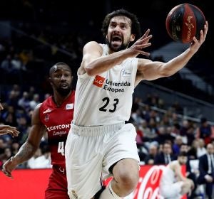 Llull entra a canasta Llull entra a canasta