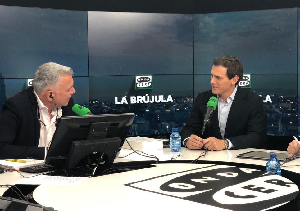 VÍDEO completo de la entrevista de Albert Rivera en La brújula con Juan Ramón Lucas VÍDEO completo de la entrevista de Albert Rivera en La brújula con Juan Ramón Lucas