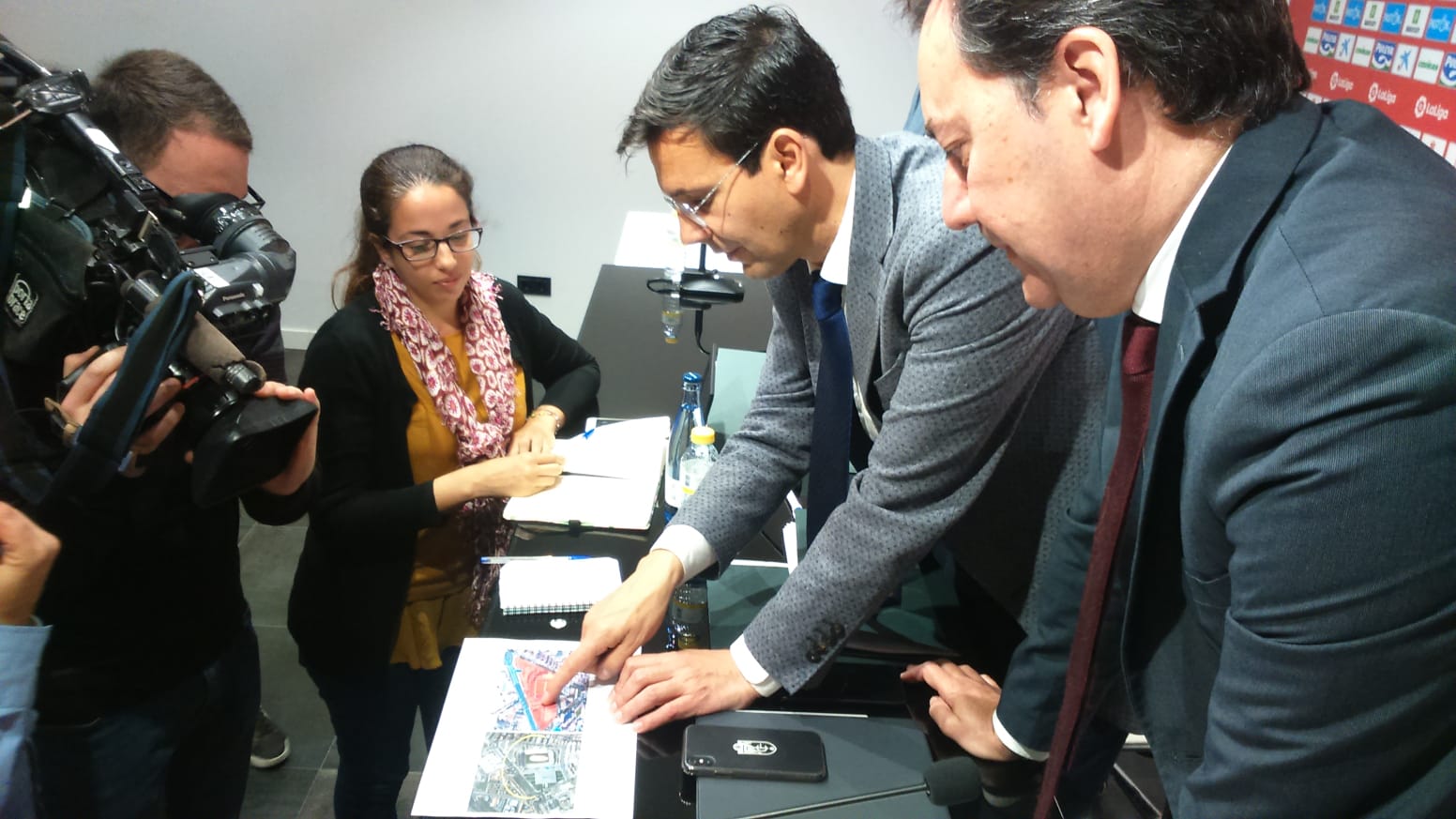 Anuncian un proyecto para convertir el terreno colindante al Estadio Los Cármenes en una zona de deporte y ocio Anuncian un proyecto para convertir el terreno colindante al Estadio Los Cármenes en una zona de deporte y ocio