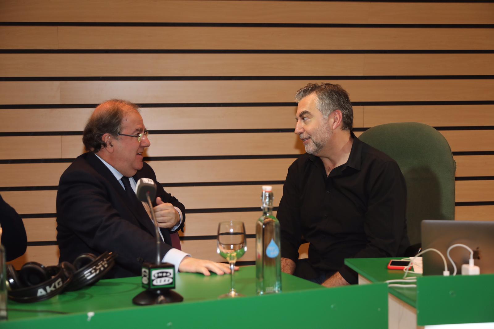 Juan Vicente Herrera pide al PP que no se acompleje y confíe en los ciudadanos Juan Vicente Herrera pide al PP que no se acompleje y confíe en los ciudadanos