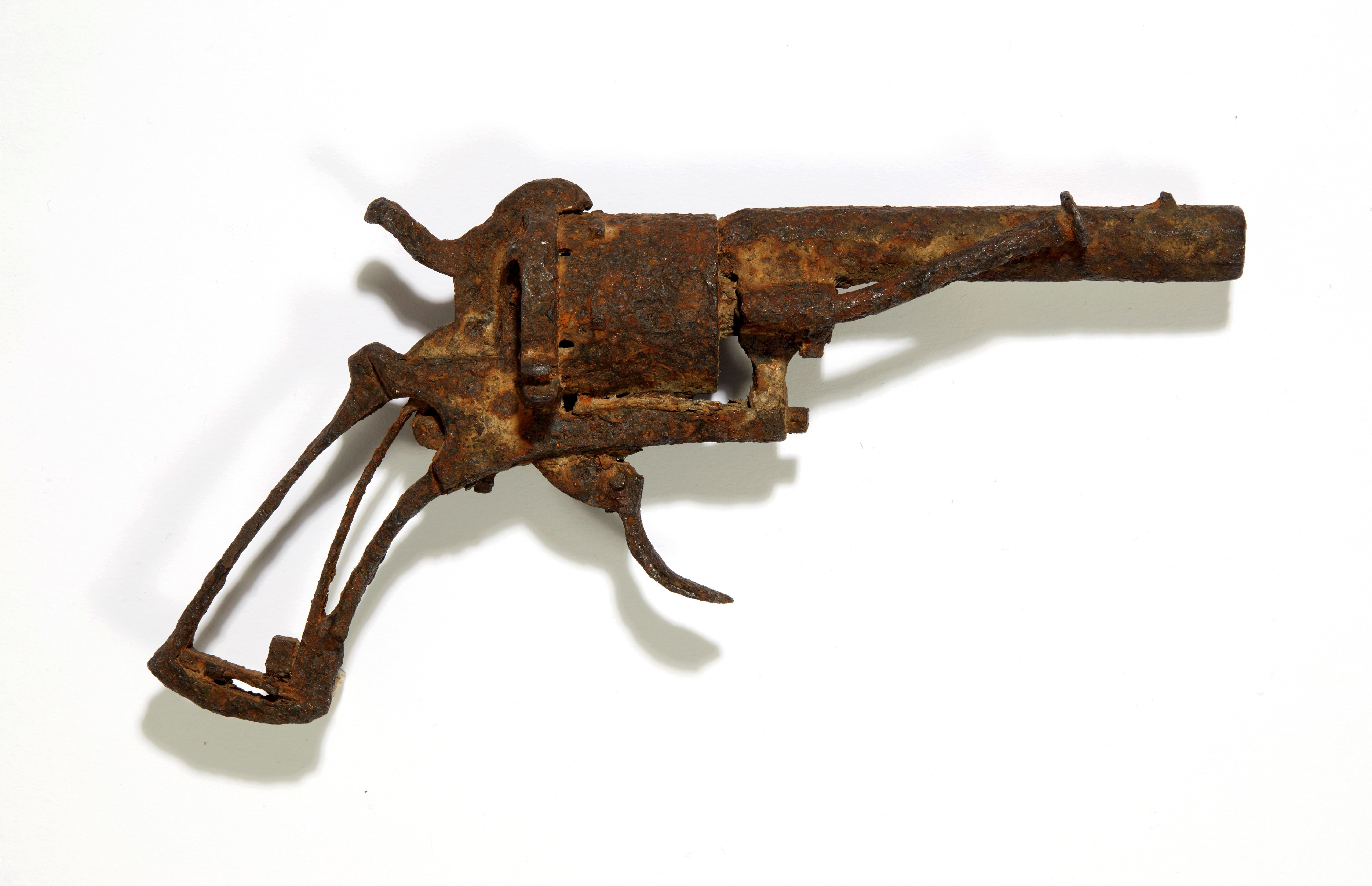 Pagan 162.000 euros por la pistola con la que se suicidó Van Gogh Pagan 162.000 euros por la pistola con la que se suicidó Van Gogh