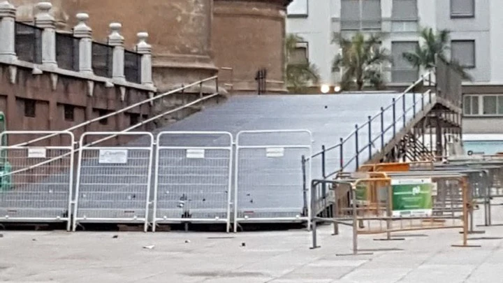 Rampa de entrada a la Catedral Por la Puerta Sur
