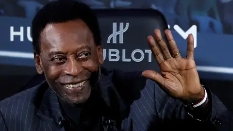 Pele, tranquiliza a sus fans Pele, tranquiliza a sus fans