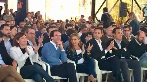 José María Aznar en mitin en Elche José María Aznar en mitin en Elche