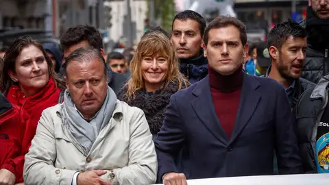 Albert Rivera en la manifestación convocada por Jusapol en Madrid Albert Rivera en la manifestación convocada por Jusapol en Madrid