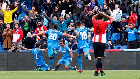 El Getafe celebra el gol de Ángel Rodríguez ante el Athletic de Bilbao El Getafe celebra el gol de Ángel Rodríguez ante el Athletic de Bilbao