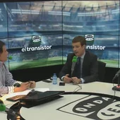 Pablo Casado: "No entiendo por qué Abascal critica al partido del que ha cobrado durante 20 años" Pablo Casado: "No entiendo por qué Abascal critica al partido del que ha cobrado durante 20 años"