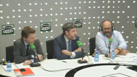 Álvaro Nadal: "Nos hace falta tecnología y para ello necesitamos inversión y talento" Álvaro Nadal: "Nos hace falta tecnología y para ello necesitamos inversión y talento"