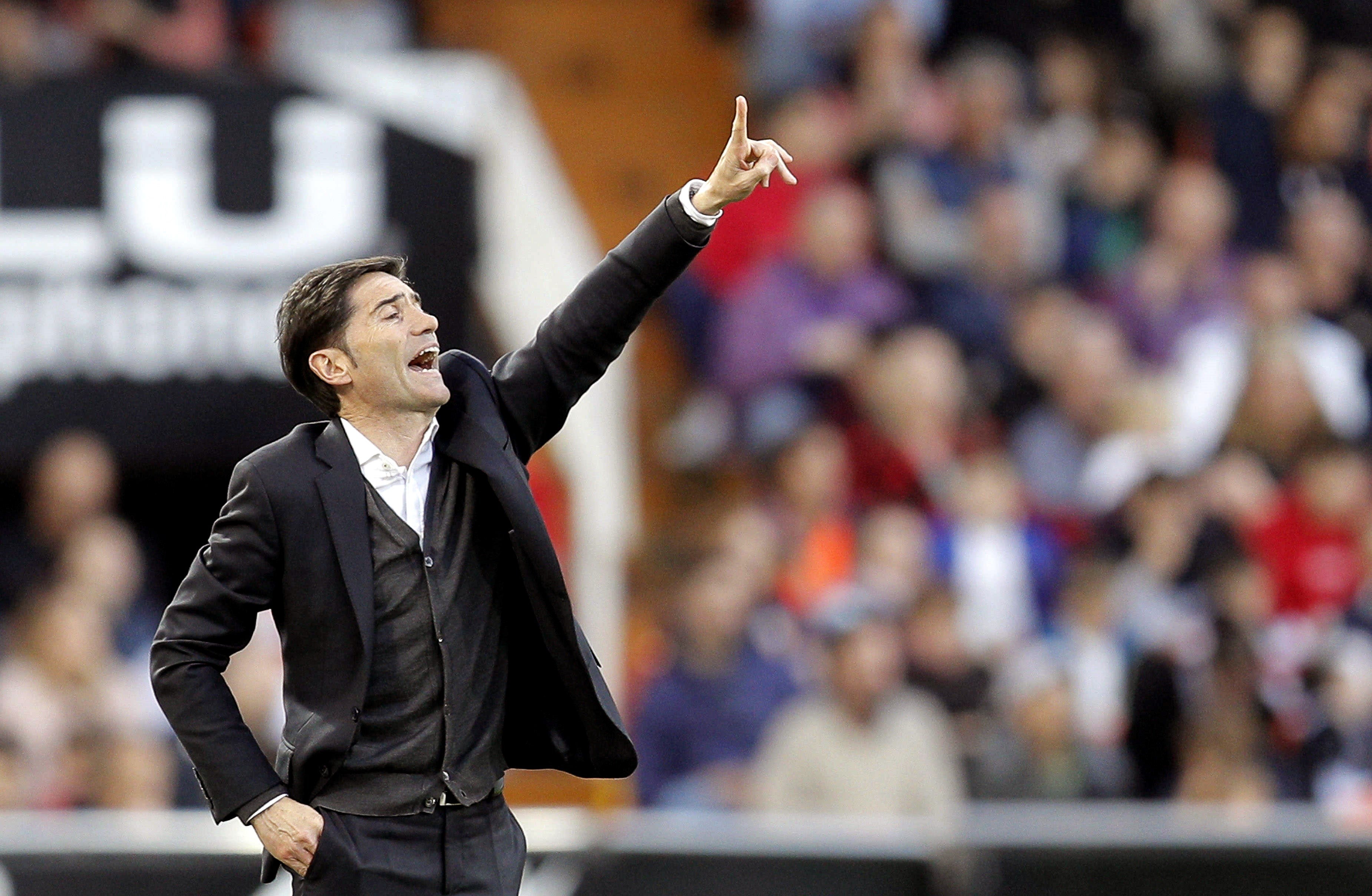 Marcelino: "Tenemos una idea clara de los jugadores que queremos que vengan con nosotros, que vengan cuanto antes mejor" Marcelino: "Tenemos una idea clara de los jugadores que queremos que vengan con nosotros, que vengan cuanto antes mejor"