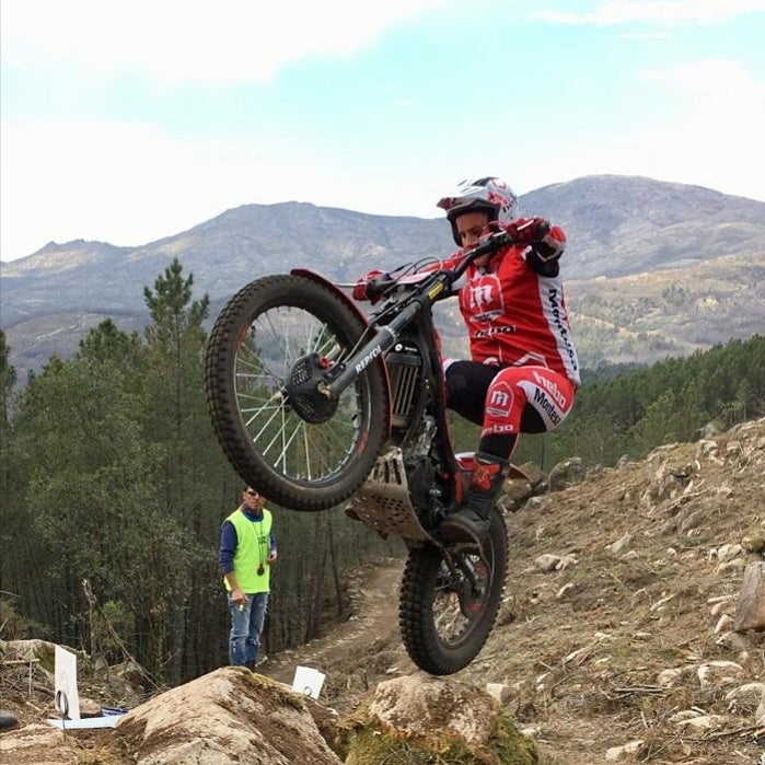 Martín Riobo, campión de Europa de trial Martín Riobo, campión de Europa de trial