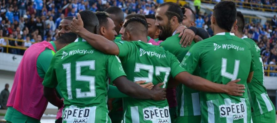 Los jugadores del Atlético Nacional celebran un gol Los jugadores del Atlético Nacional celebran un gol