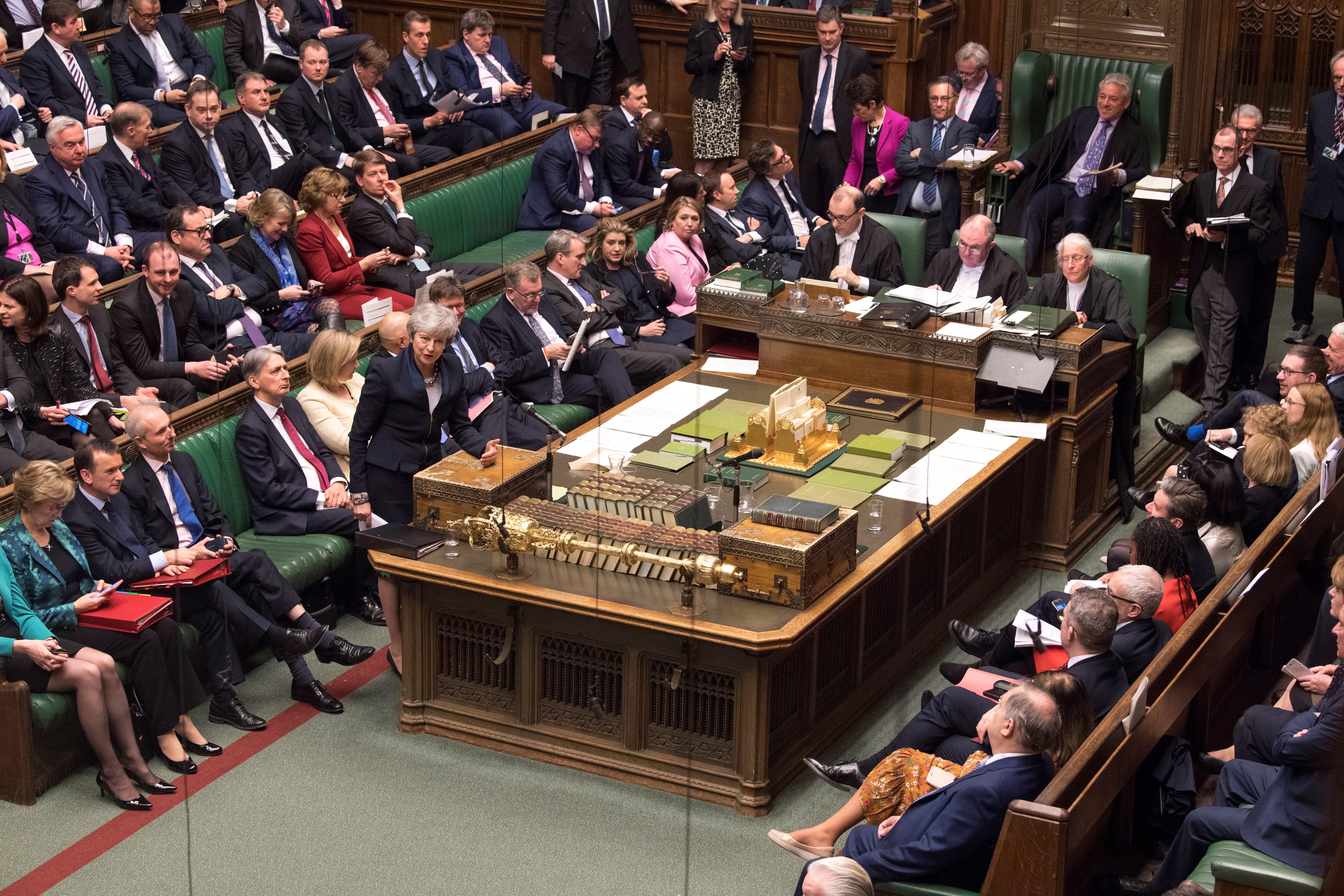 El Parlamento británico rechaza una moción para bloquear un "brexit" abrupto El Parlamento británico rechaza una moción para bloquear un "brexit" abrupto