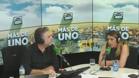 Susana Díaz, sobre su "tomo nota": "A veces no coincidimos todos, pero a la hora de la verdad salimos todos como una piña" Susana Díaz, sobre su "tomo nota": "A veces no coincidimos todos, pero a la hora de la verdad salimos todos como una piña"