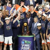 Los Virginia Cavaliers celebran el título de campeones de la NCAA Los Virginia Cavaliers celebran el título de campeones de la NCAA