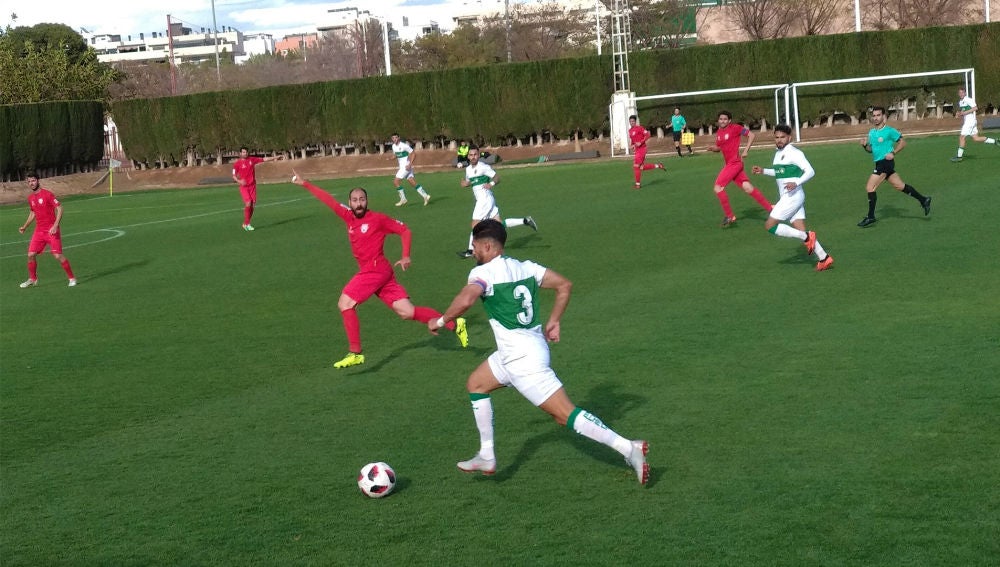 El Ilicitano cayó derrotado en el encuentro ante el Crevillente Deportivo (0-1).