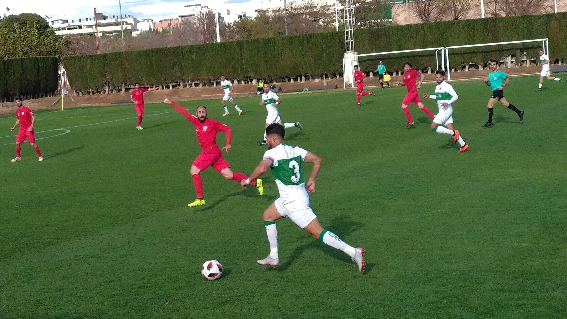 Al Ilicitano de Pelegrín le quedan seis finales para mantener la categoría Al Ilicitano de Pelegrín le quedan seis finales para mantener la categoría