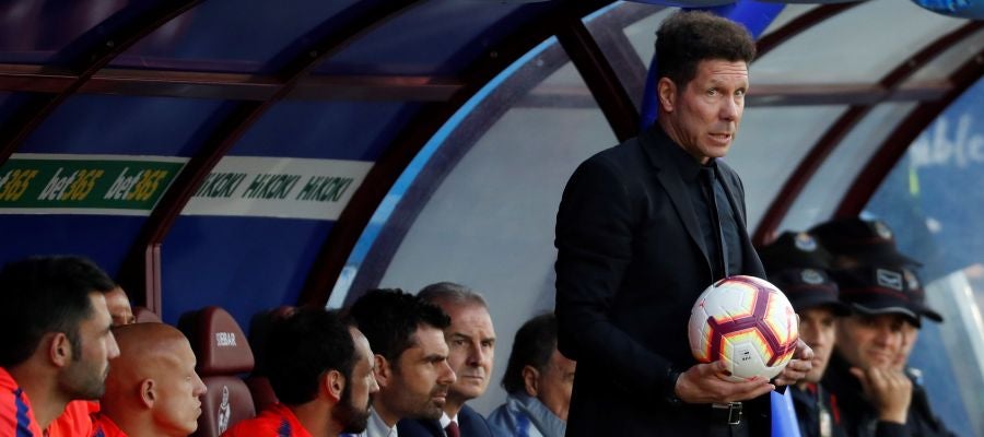 Simeone, en la banda de Ipurua Simeone, en la banda de Ipurua