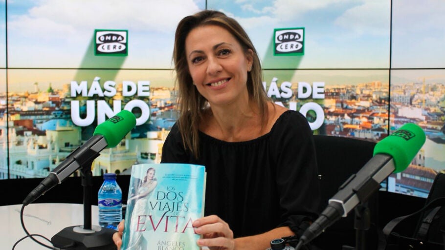 &Aacute;ngeles Blanco en los estudios de Onda Cero