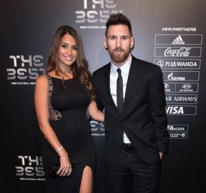 Messi y Antonella durante la gala The Best FIFA 2017 en Londres Messi y Antonella durante la gala The Best FIFA 2017 en Londres
