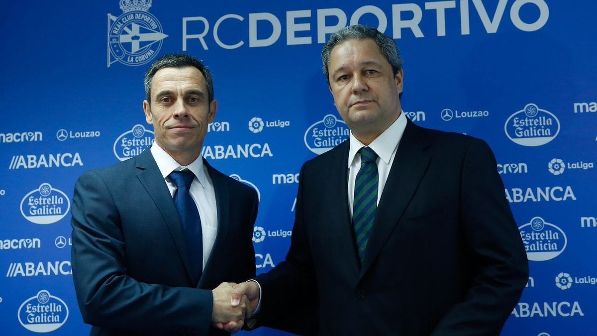 Otra derrota, en Riazor, y bronca ... ¡De Tino Fernández a Carmelo del Pozo! Otra derrota, en Riazor, y bronca ... ¡De Tino Fernández a Carmelo del Pozo!
