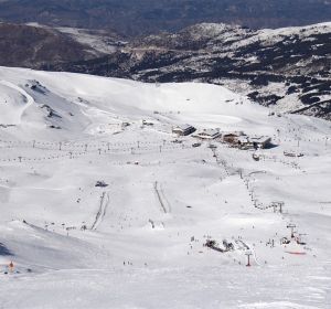 Sierra Nevada recibió 53.000 esquiadores en S. Santa Sierra Nevada recibió 53.000 esquiadores en S. Santa