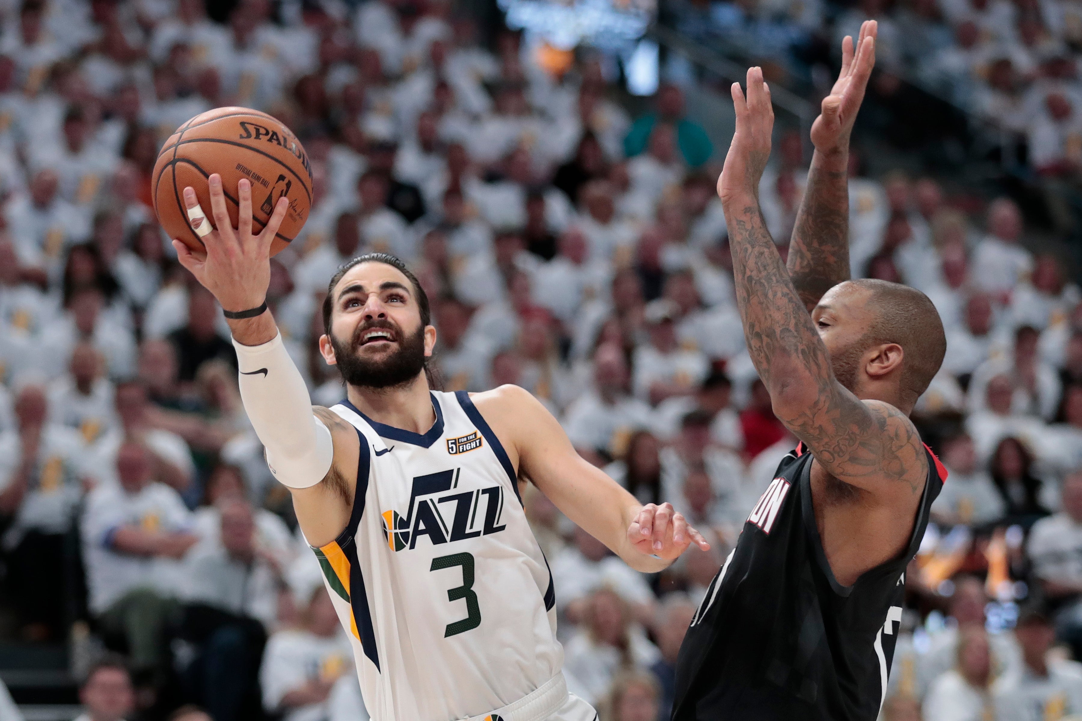 Mirotic pasa a semifinales de la NBA con Milwaukee; Ricky Rubio mantiene con vida a los Jazz Mirotic pasa a semifinales de la NBA con Milwaukee; Ricky Rubio mantiene con vida a los Jazz