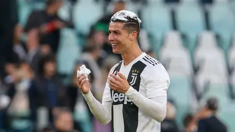 Cristiano Ronaldo durante la celebración del 'scudetto' Cristiano Ronaldo celebrando el título de liga con la Juventus