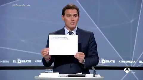 Albert Rivera enumera las nueve reformas educativas para pedir un pacto educativo Albert Rivera enumera las nueve reformas educativas para pedir un pacto educativo