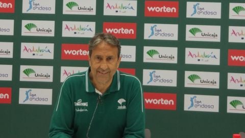 Luis Casimiro, entrenador de Unicaja M&aacute;laga