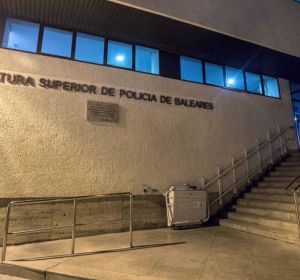 Jefatura Superior de la Policía de Baleares en Palma. Jefatura Superior de la Policía de Baleares en Palma.
