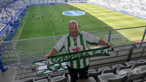 Javier, único aficionado del Córdoba. Javier, único aficionado del Córdoba.