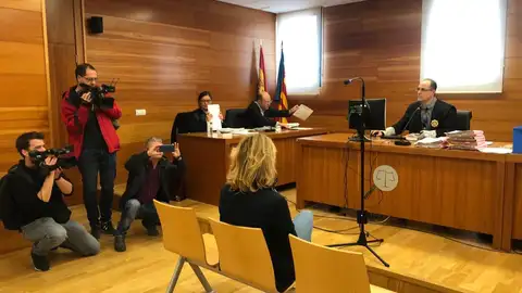 Gabarda (Ciudadanos) declara por un presunto delito de injurias a Barrachina (PP) Gabarda (Ciudadanos) declara por un presunto delito de injurias a Barrachina (PP)