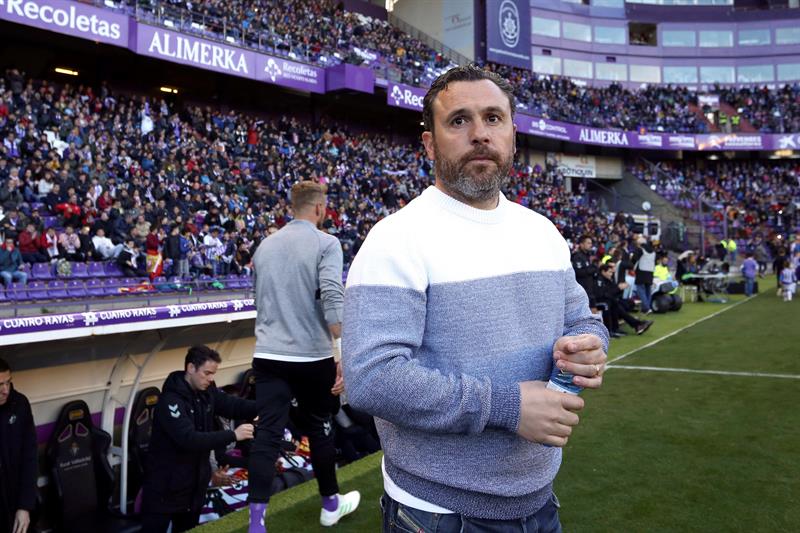 Sergio González: "Con la salvación duermo a pierna suelta, ha sido una temporada muy difícil" Sergio González: "Con la salvación duermo a pierna suelta, ha sido una temporada muy difícil"