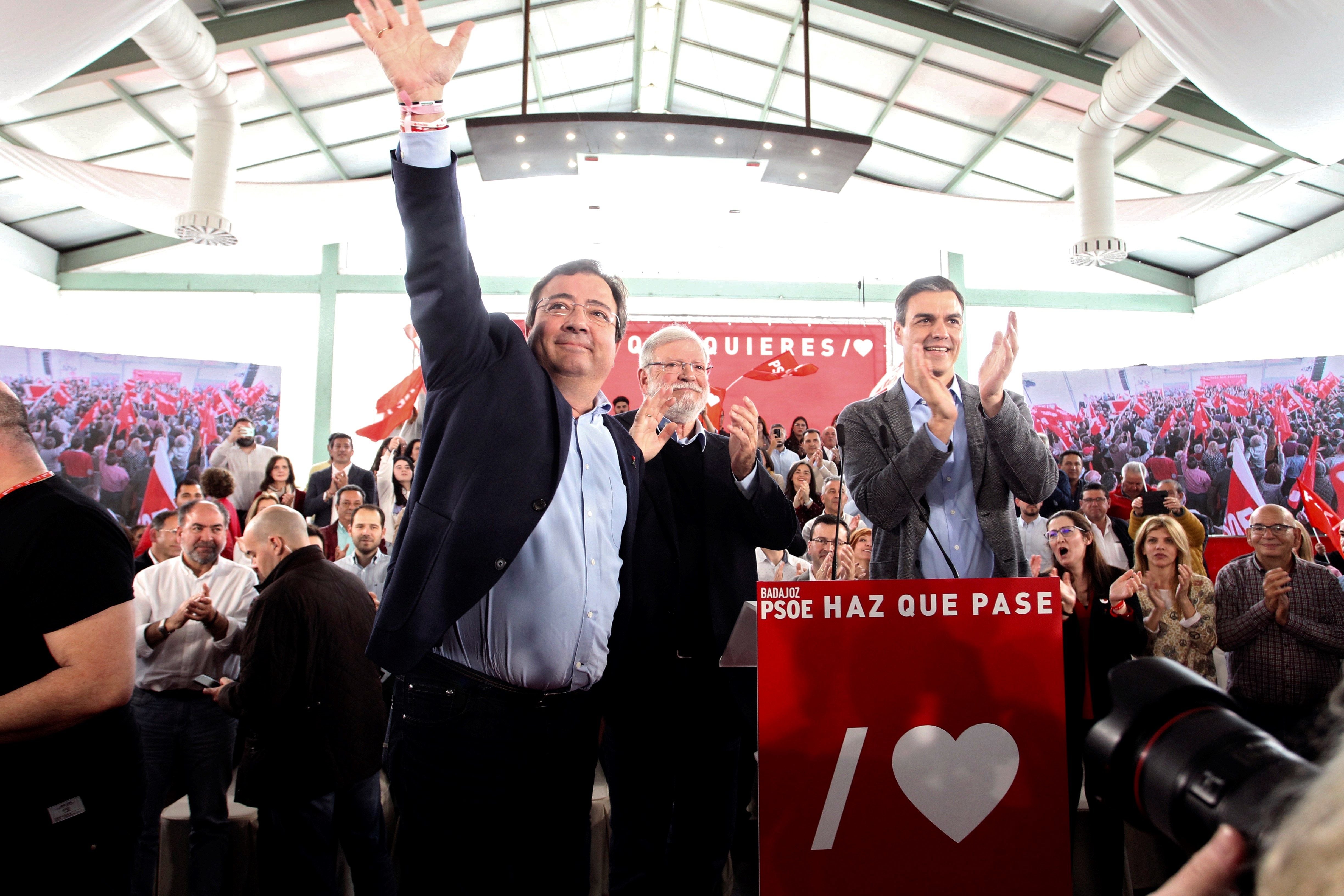 Rodríguez Ibarra: "Si se forma Gobierno con Podemos, ERC y los independentistas, me iré del PSOE" Rodríguez Ibarra: "Si se forma Gobierno con Podemos, ERC y los independentistas, me iré del PSOE"