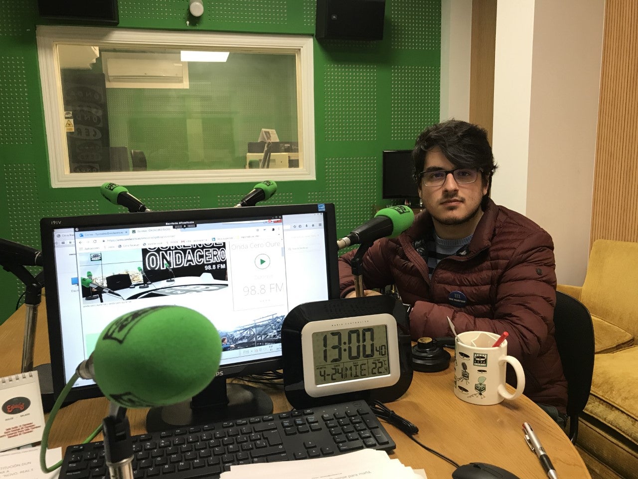 Un campión de discursos e debate candidato de En Marea Un campión de discursos e debate candidato de En Marea