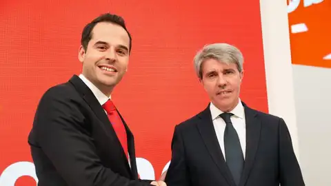 Ángel Garrido con Ignacio Aguado durante la rueda de prensa Ángel Garrido con Ignacio Aguado durante la rueda de prensa