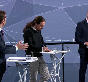 "Vaya presidente del Gobierno, menos mal que le quedan cinco días" "Vaya presidente del Gobierno, menos mal que le quedan cinco días"