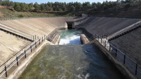 Canal del Tajo Segura. El cambio climatico amenaza el trasvase Tajo Segura